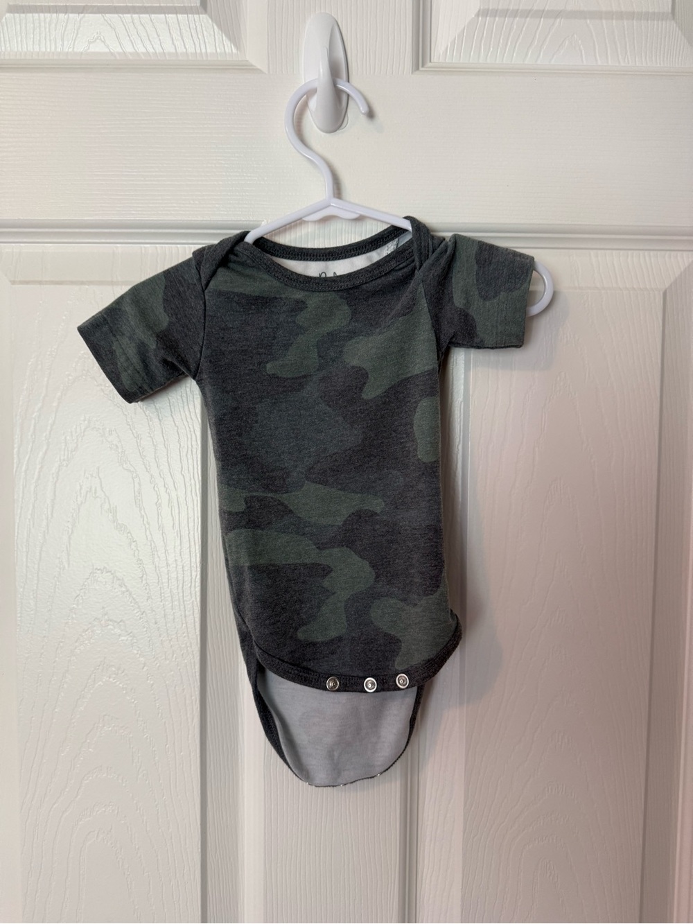 Copper Pearl Camo Short Sleeve Baby Bodysuit